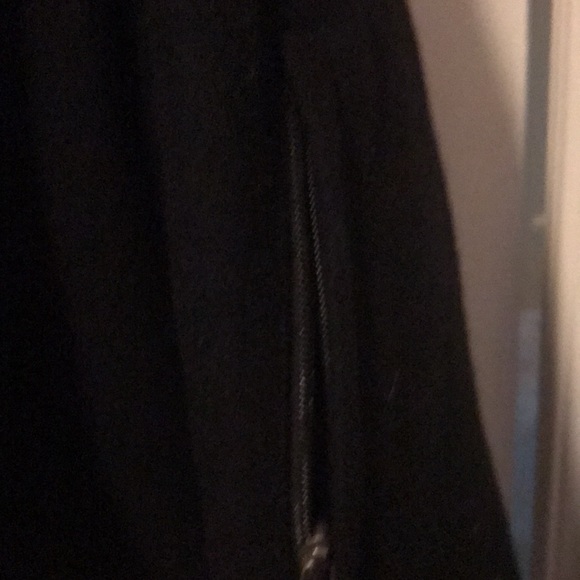 Heavy Calvin Klein designer zip up jacket with olive inner lining and hood - Picture 5 of 12